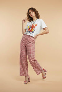 Graphic Lobster Tee – Casual Summer T-Shirt | Fun Statement Top
