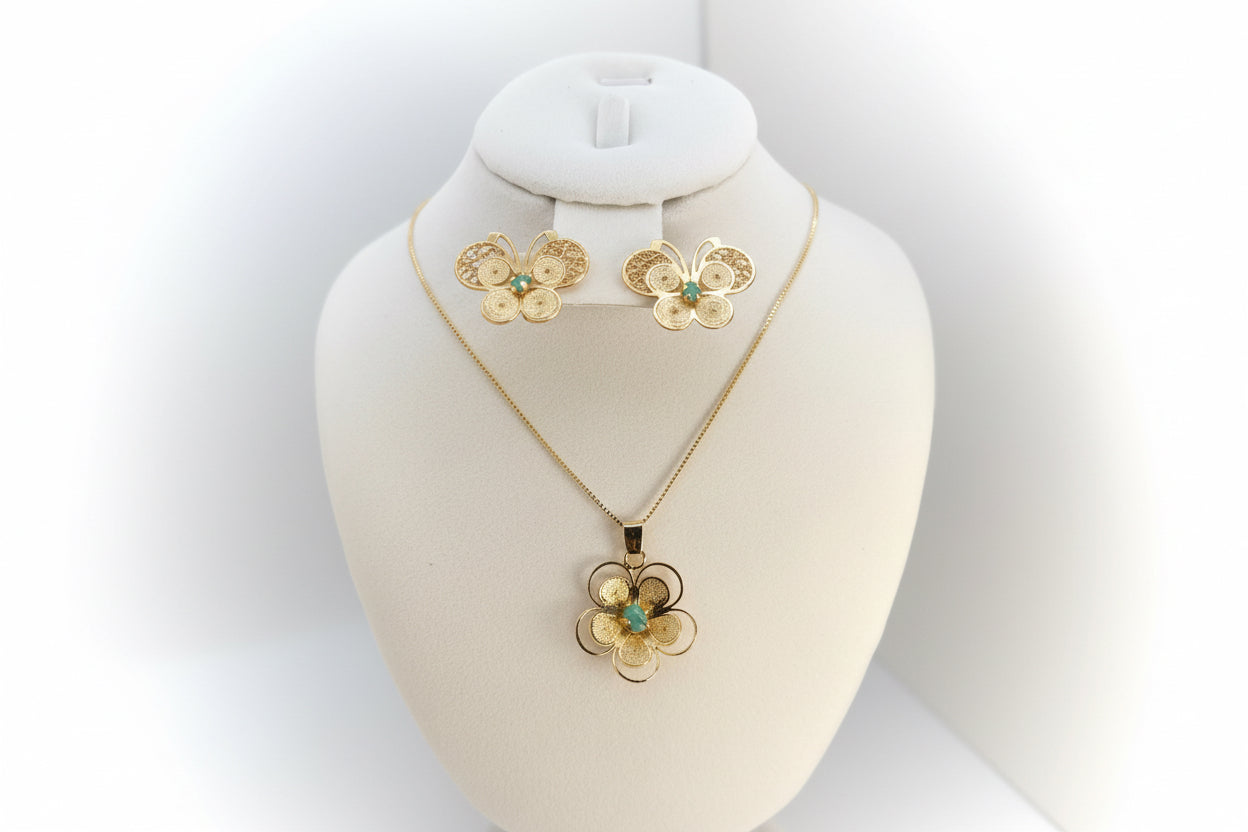 Handmade Filigree Flower Jewelry Set with Raw Emerald (Murralla) – 24K Gold Plated Bronze