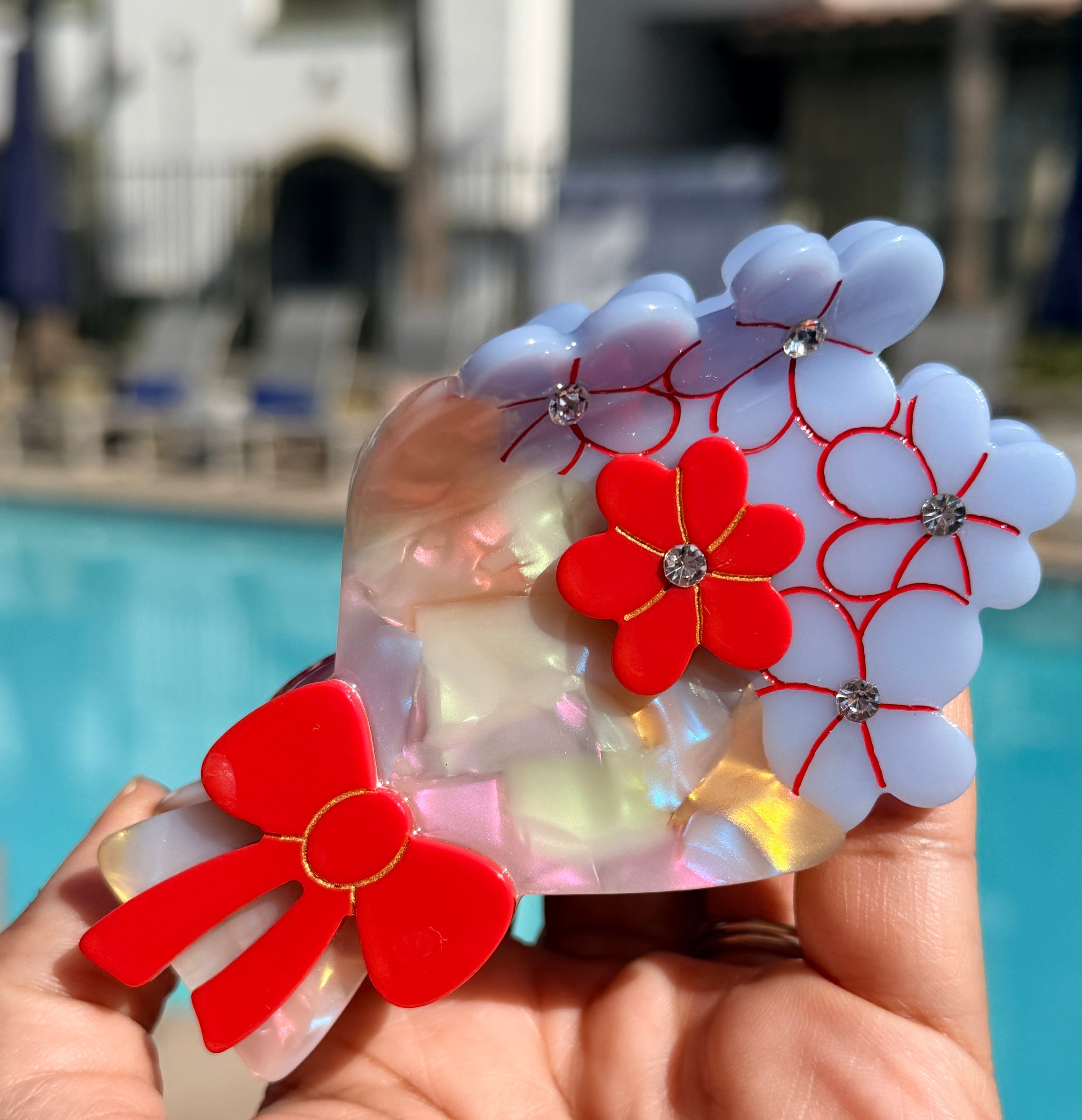Floral Bow Hair Claw Clip – Iridescent Acrylic Hair Accessory with Rhinestones
