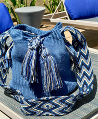 Handmade Wayuu Bag – Blue Artisan Woven Crossbody | Colombian Luxury Craft