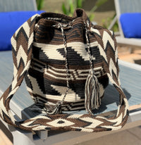 Handmade Wayuu Bag – Artisan Woven Crossbody | Colombian Handcrafted Bag