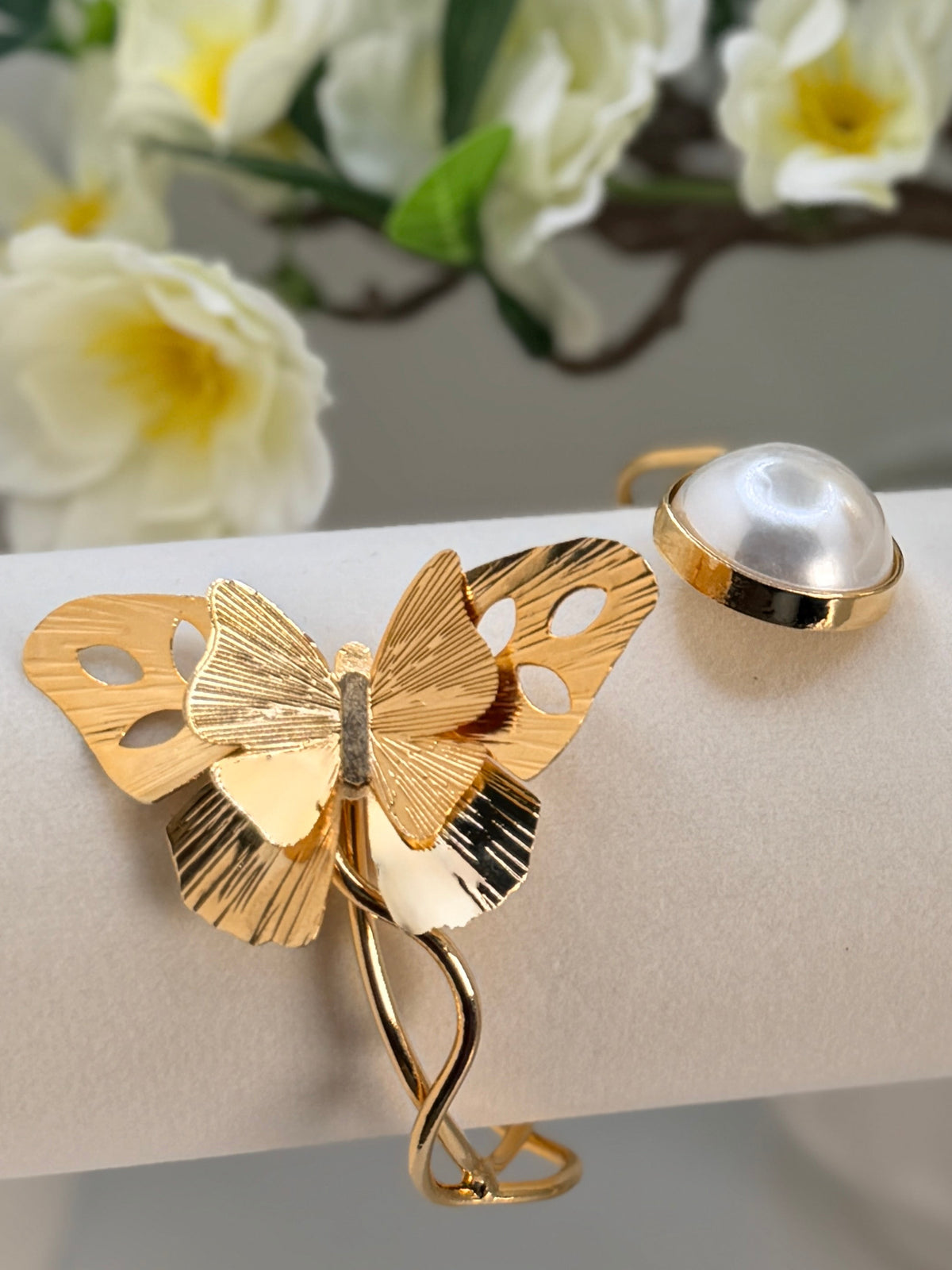 Handcrafted Gold Plated Floral Bracelet – 24K Gold Plated Bronze Pearl Cuff