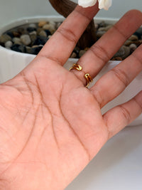 Adjustable Gold Bracelet & Ring Set – 24K Gold Plated Bronze with Raw Emerald (Murralla)